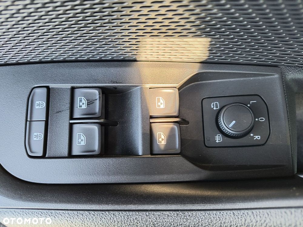 Skoda Octavia 2.0 TSI RS DSG - 22