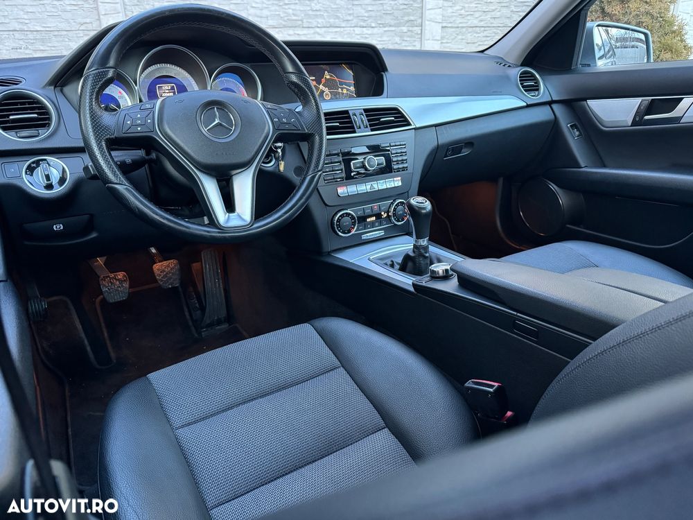 Mercedes-Benz C - 19