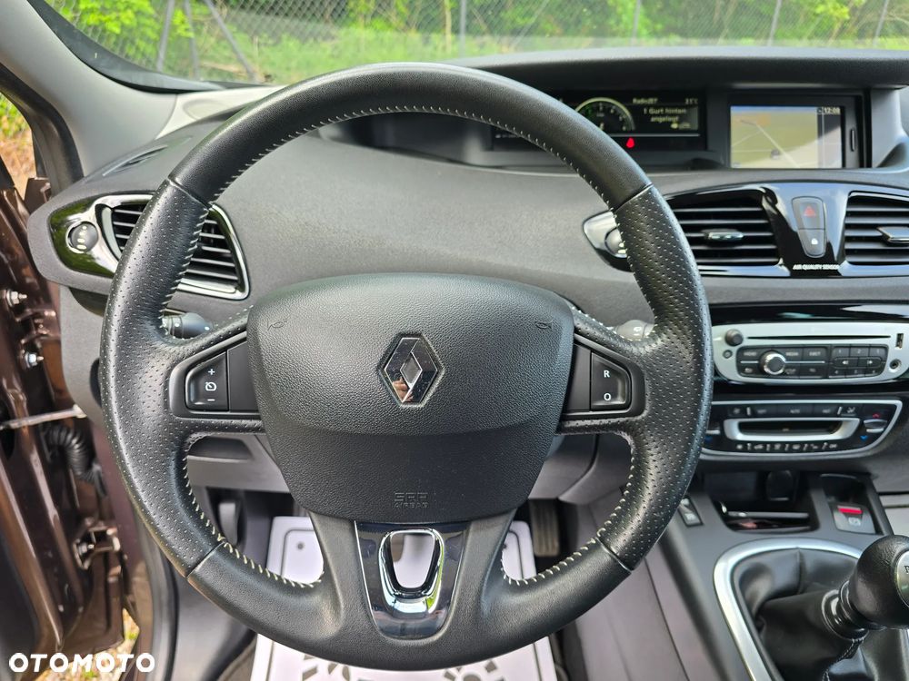 Renault Scenic dCi 130 FAP Start & Stop Bose Edition - 32