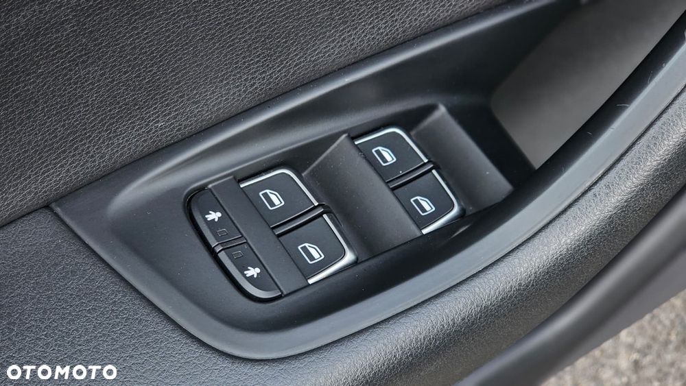 Audi A6 Avant 2.0 TDI Ultra DPF S tronic - 20