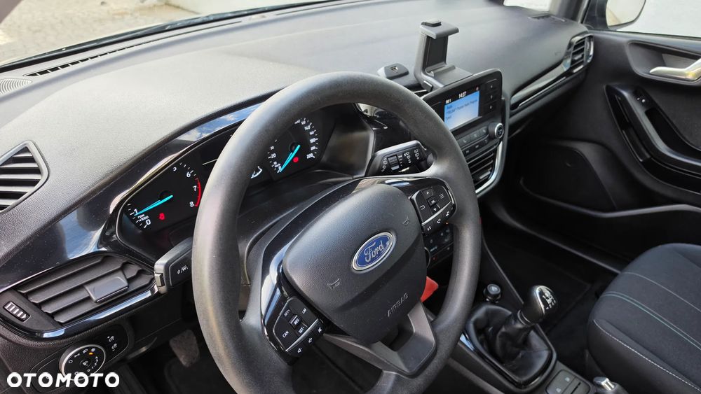 Ford Fiesta 1.1 S&S COOL&CONNECT - 8