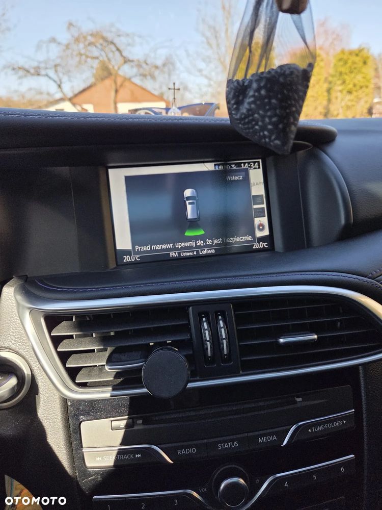 Infiniti Q30 1.6t Premium - 8