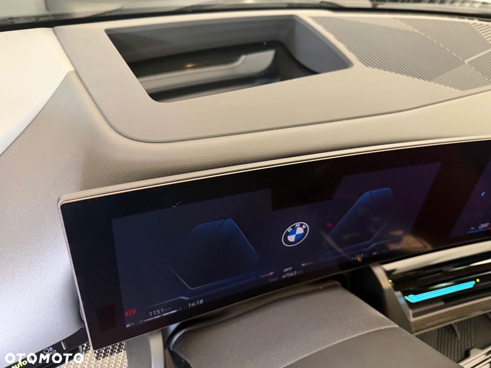 BMW Seria 5 520d mHEV M Sport - 30