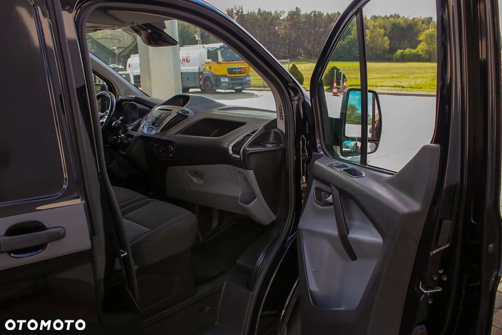 Ford Transit Custom - 23