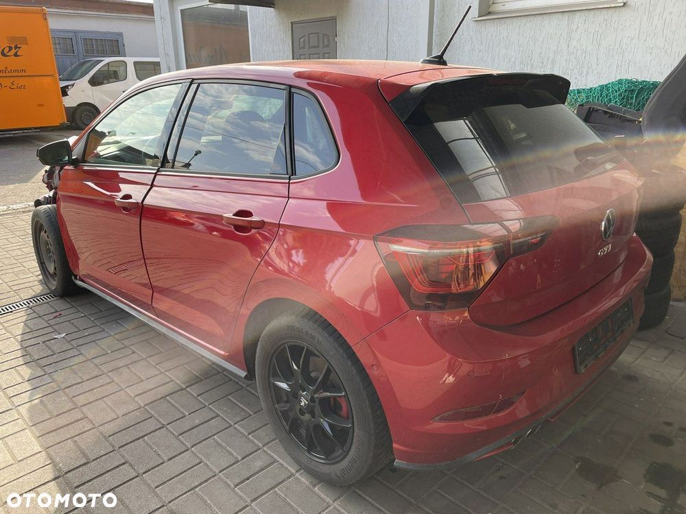Volkswagen Polo - 3