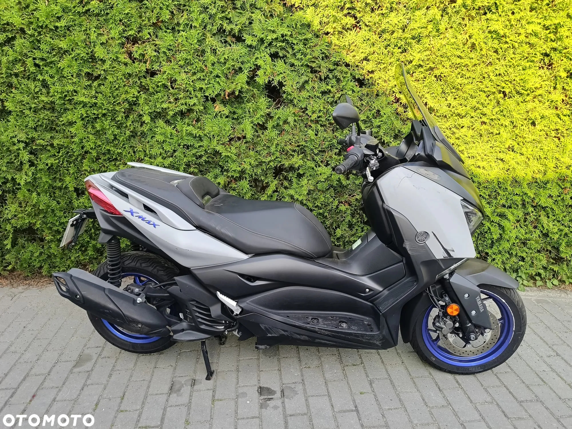 Yamaha X-max - 4