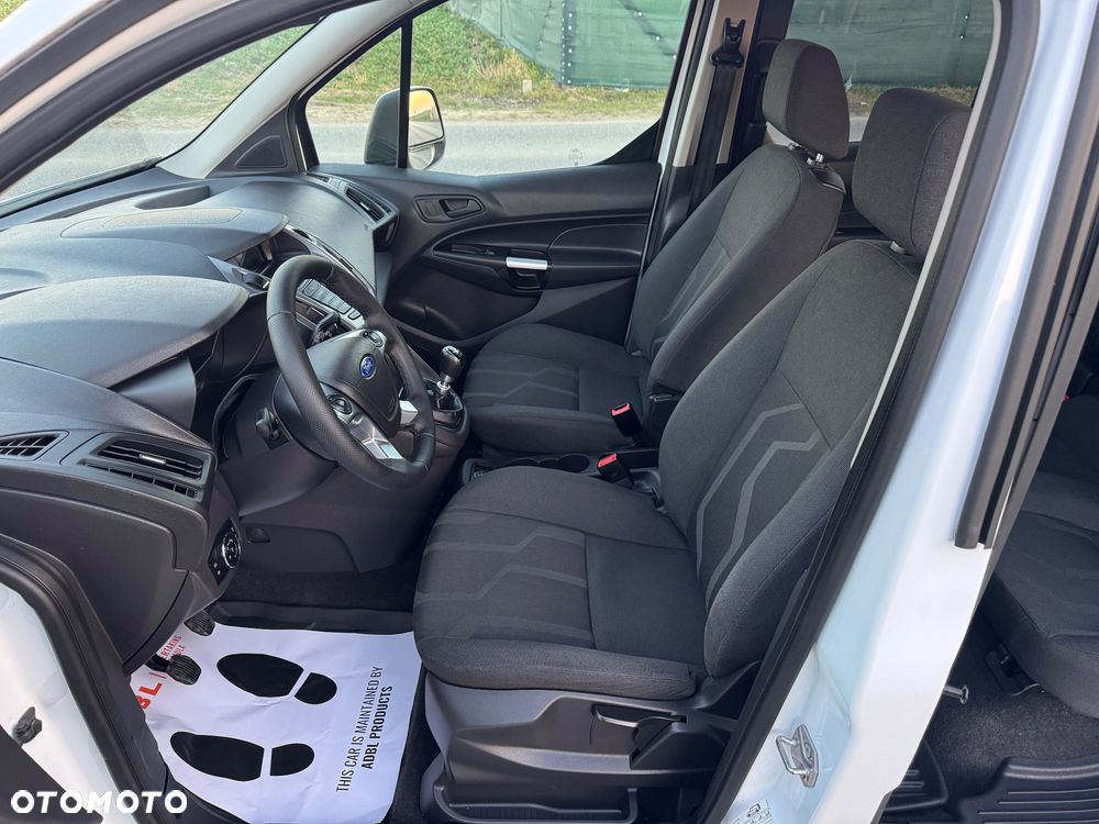 Ford Tourneo Connect 1.0 EcoBoost Start-Stop Titanium - 17