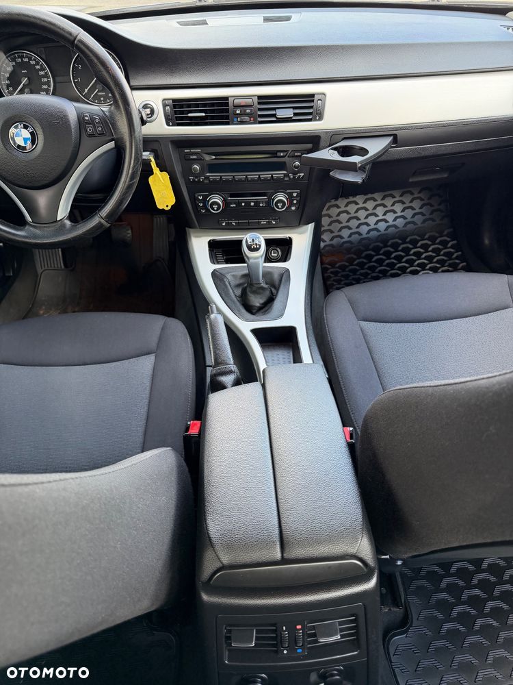BMW Seria 3 320i Edition Lifestyle - 20