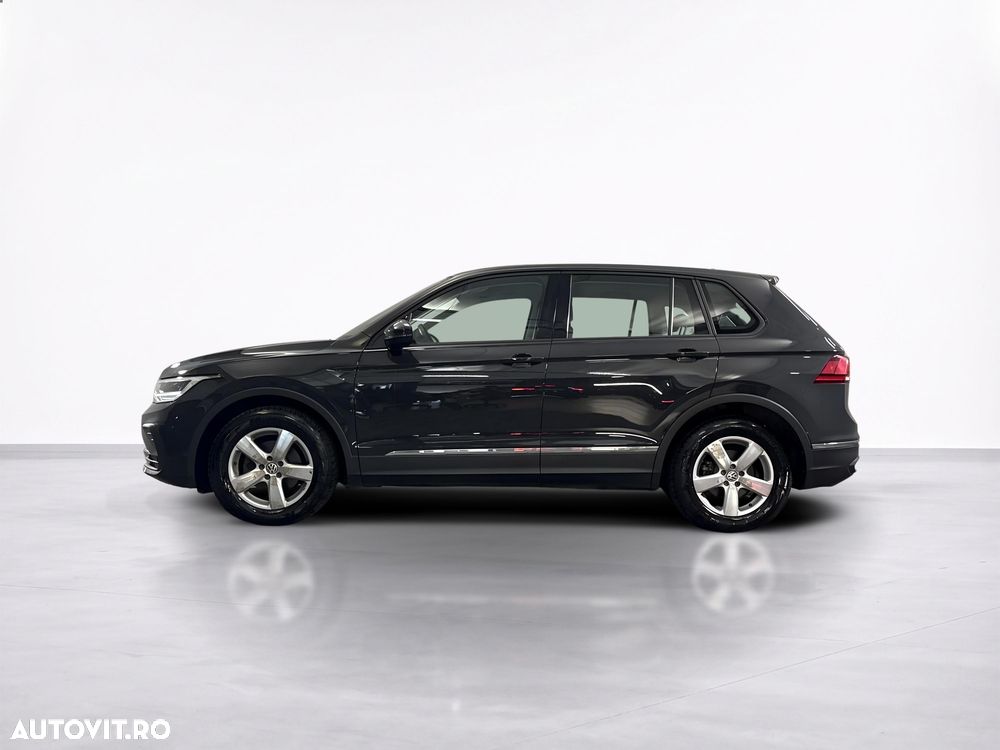 Volkswagen Tiguan - 3