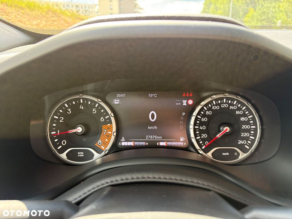 Jeep Renegade - 22