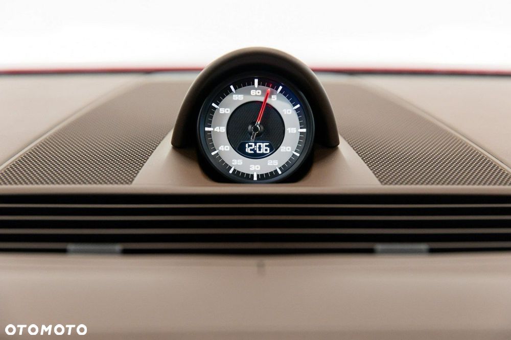 Porsche Panamera Turbo - 34