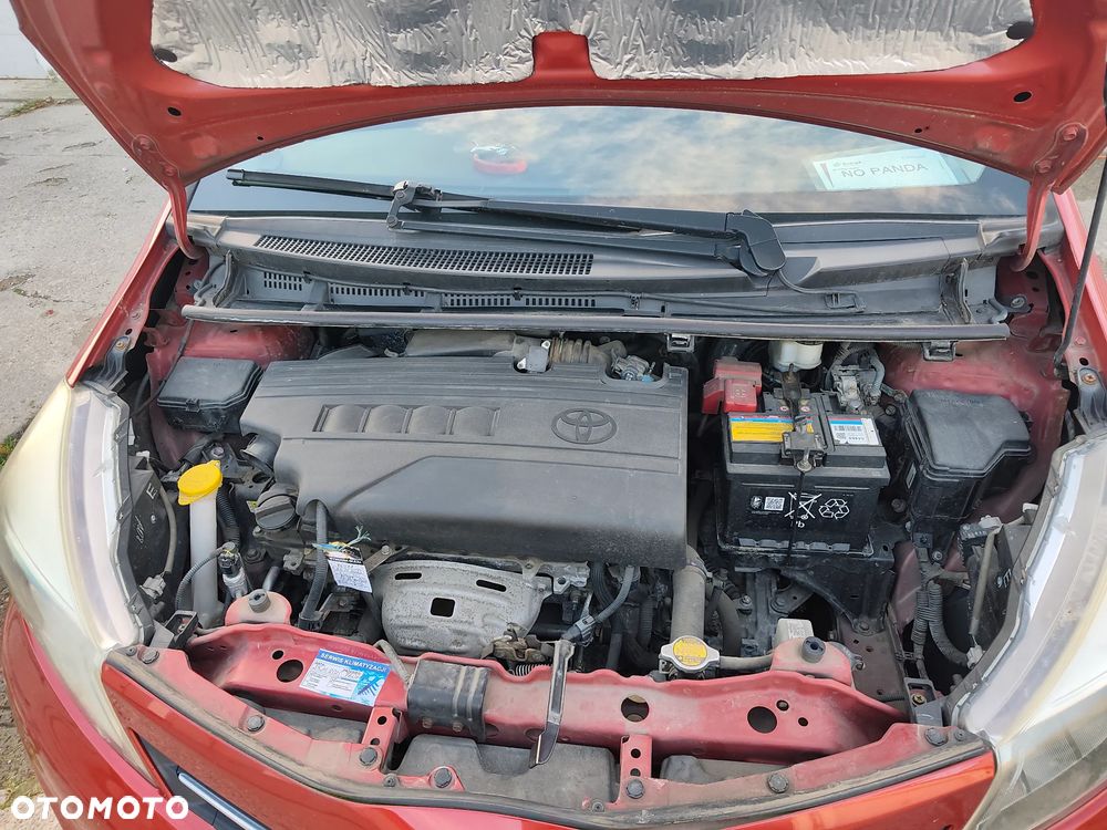 Toyota Yaris - 18