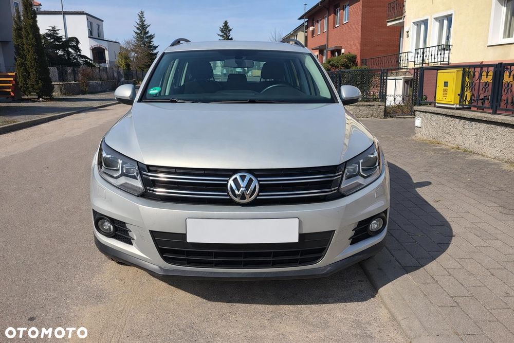 Volkswagen Tiguan - 1