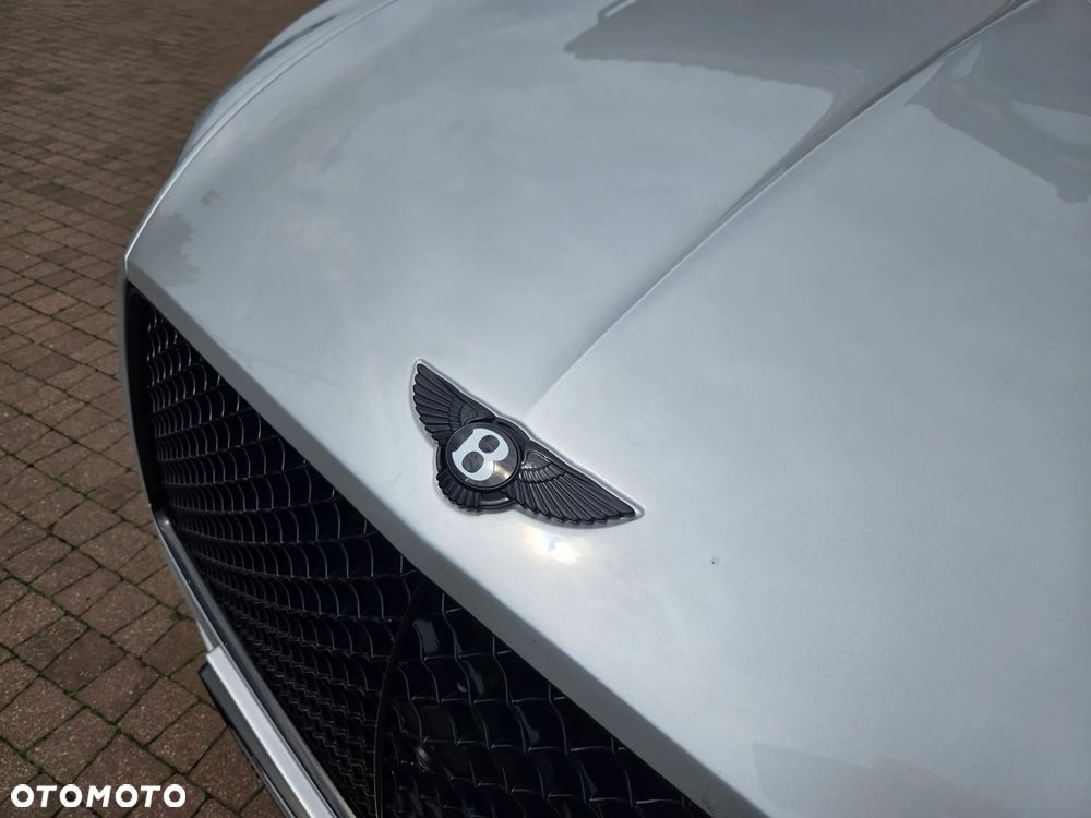 Bentley Continental GT - 15