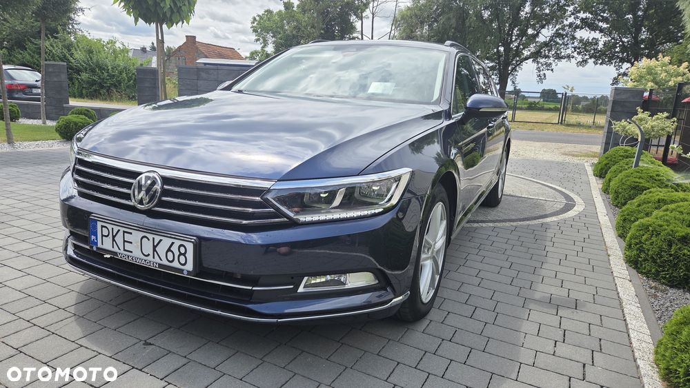 Volkswagen Passat - 2