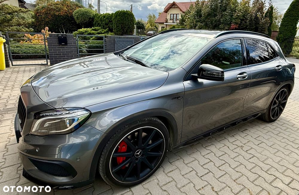 Mercedes-Benz GLA AMG 45 4-Matic - 4