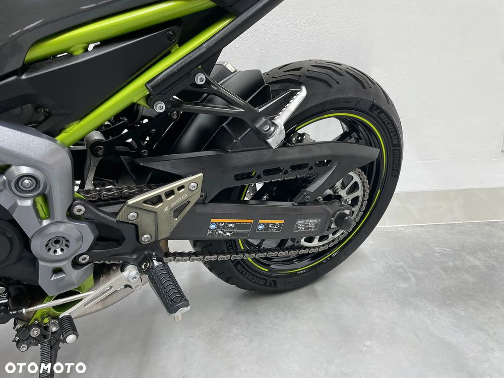 Kawasaki Z 900 - 8