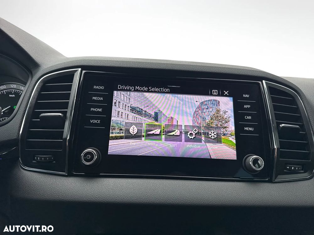 Skoda Karoq 2.0 TDI 4X4 DSG Style - 27