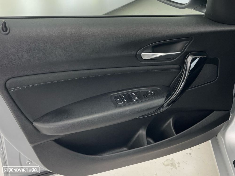 BMW 116 d Line Sport - 17