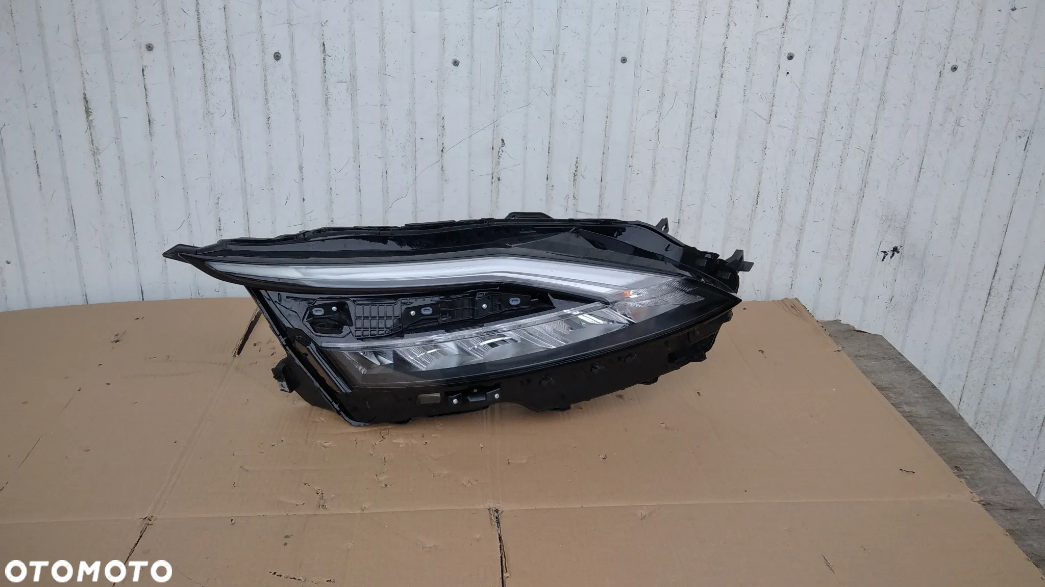NISSAN QASHQAI J12 FULL LED LAMPA PRAWA PRZÓD - 2