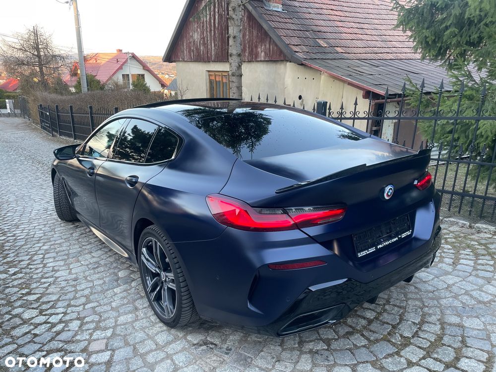 BMW Seria 8 - 11