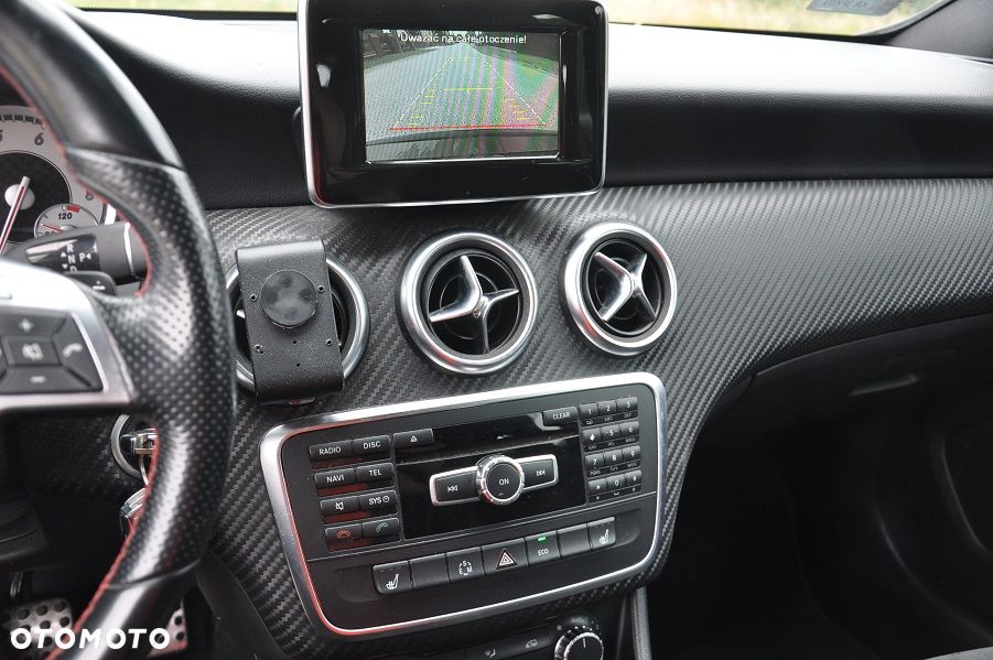 Mercedes-Benz Klasa A 180 7G-DCT AMG Line - 14