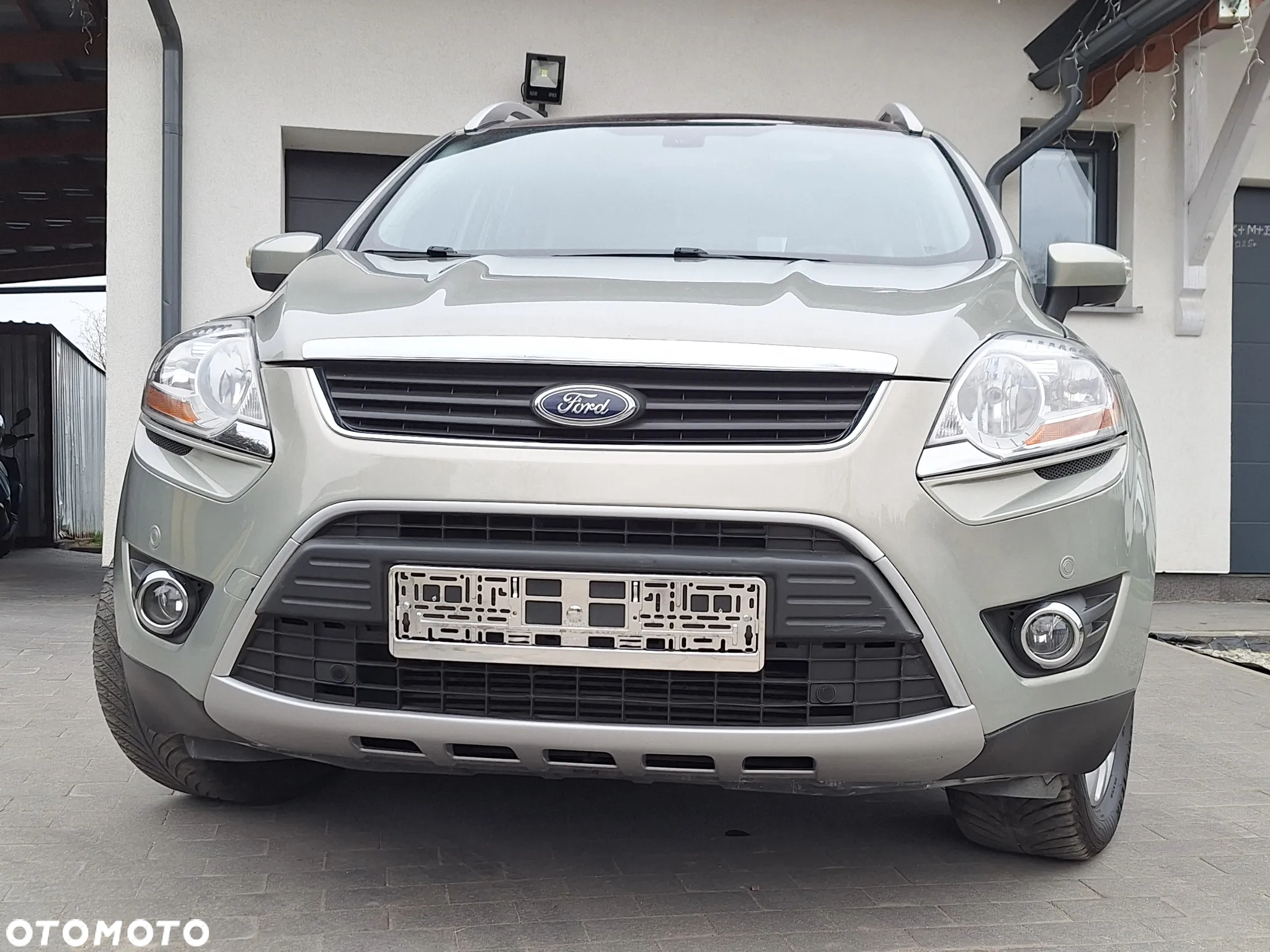 Ford Kuga 2.0 TDCi Titanium S - 4