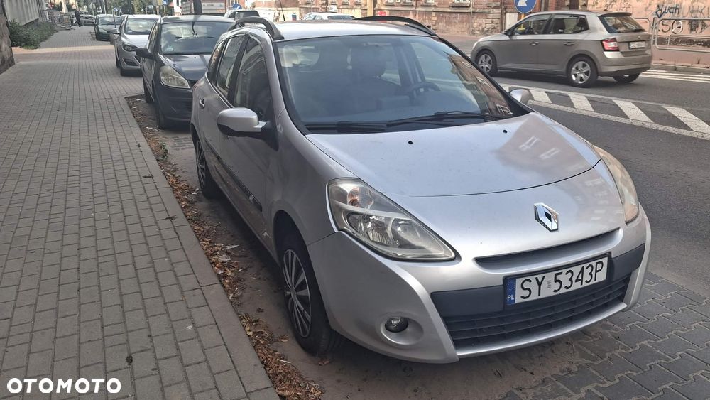 Renault Clio 1.2 16V 75 TomTom Edition - 2