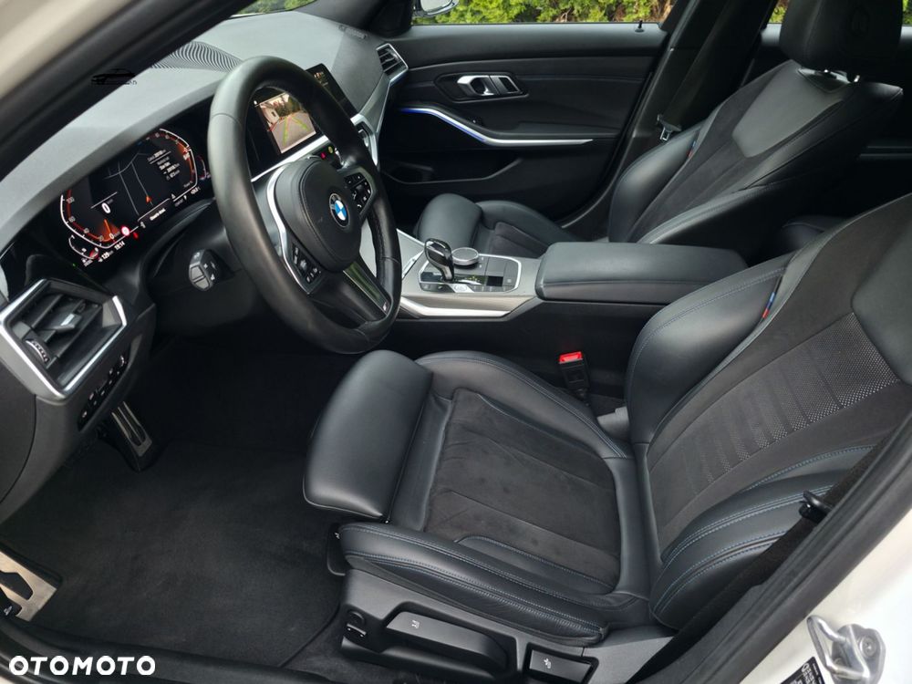 BMW Seria 3 - 38
