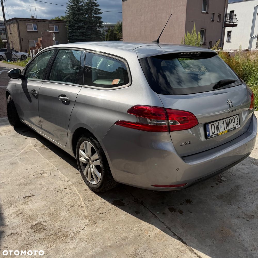 Peugeot 308 1.5 BlueHDi Active S&S - 4