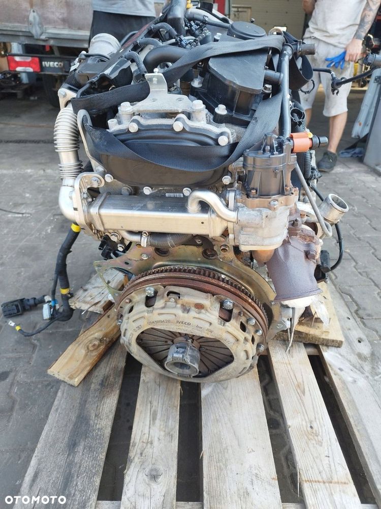 KOMPLETNY SILNIK IVECO DAILY 2.3 HPI F1AFL411A EURO 6 2014R- - 7
