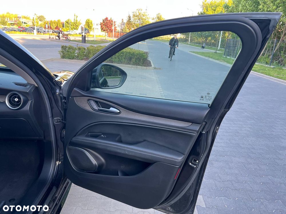 Alfa Romeo Stelvio 2.0 Turbo Veloce Q4 - 20