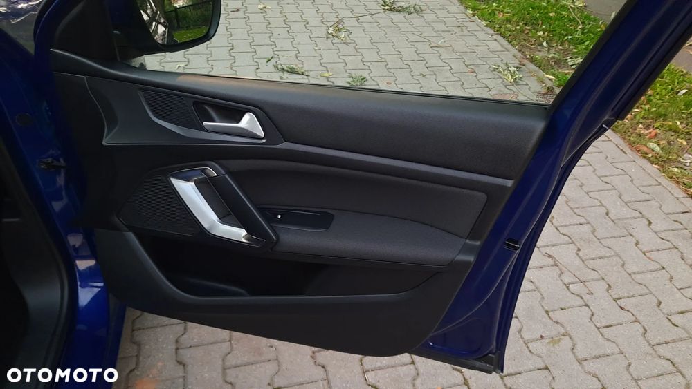 Peugeot 308 1.5 BlueHDi Active Pack Business S&S EAT8 - 34