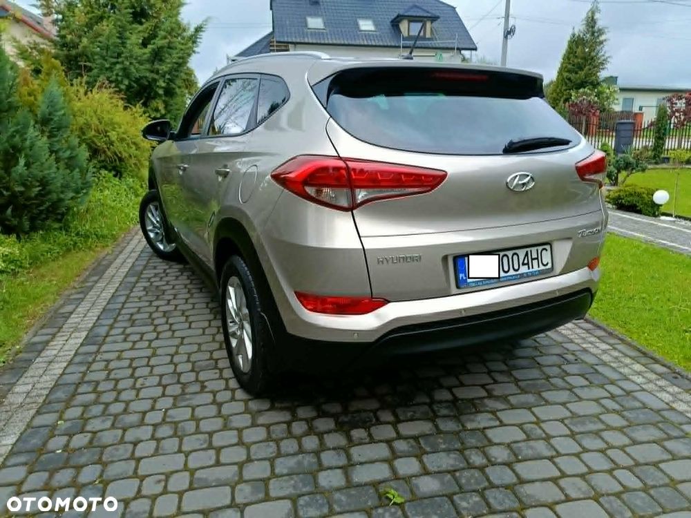 Hyundai Tucson 1.6 GDI BlueDrive Comfort 2WD - 20