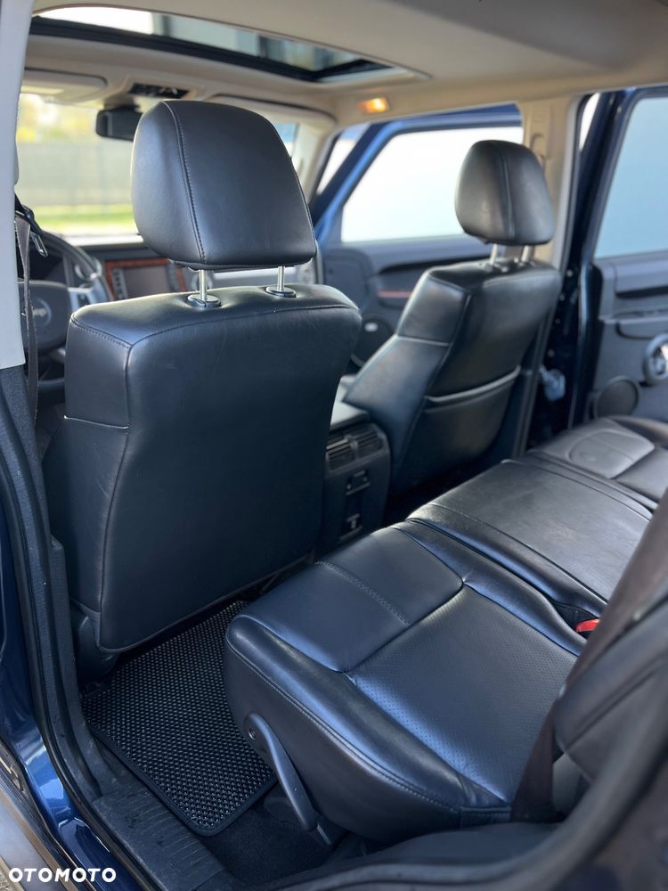 Jeep Commander 5.7 V8 Limited - 13