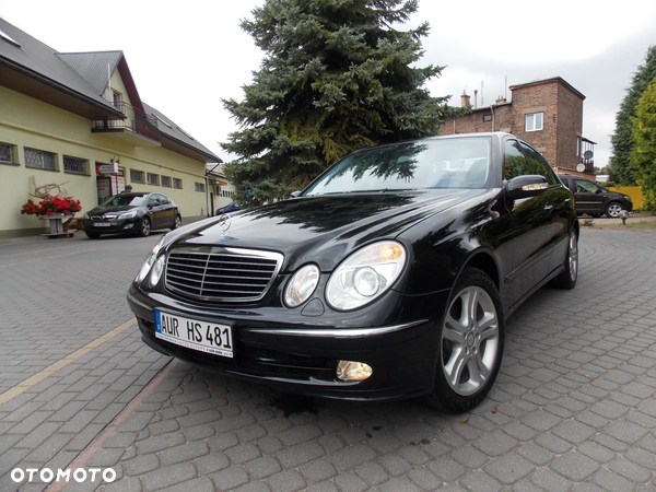 Mercedes-Benz Klasa E 200 Kompressor Elegance