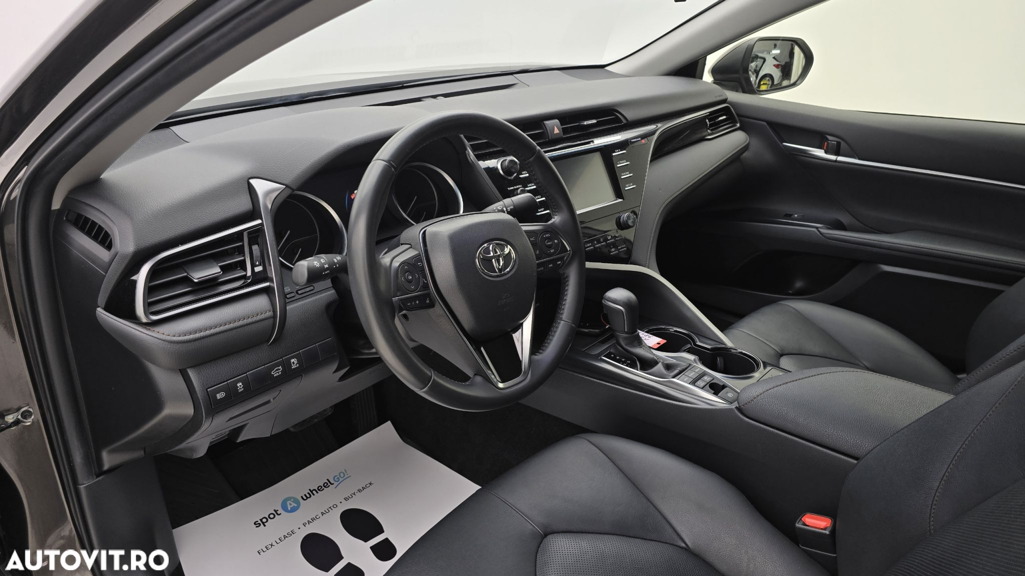 Toyota Camry - 13