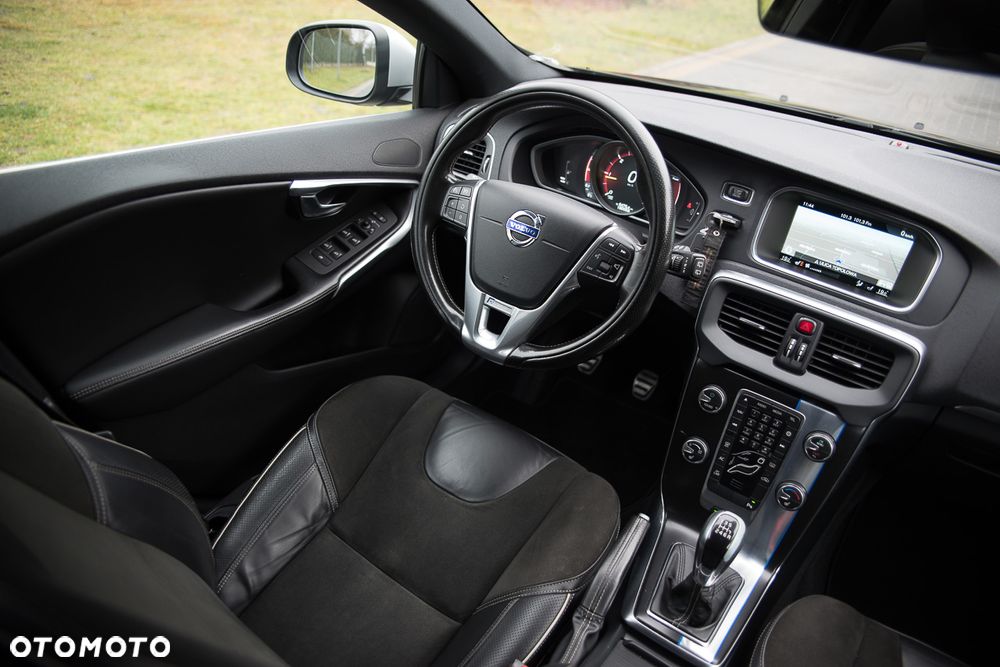 Volvo V40 D3 RDesign - 26