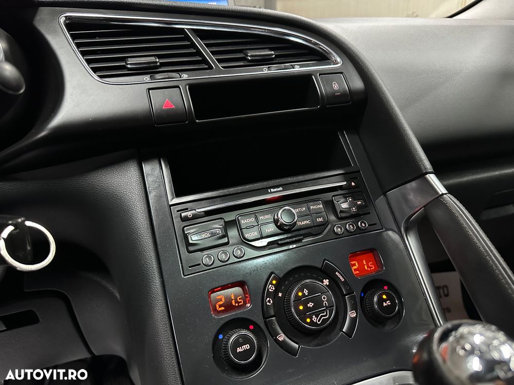 Peugeot 3008 - 14
