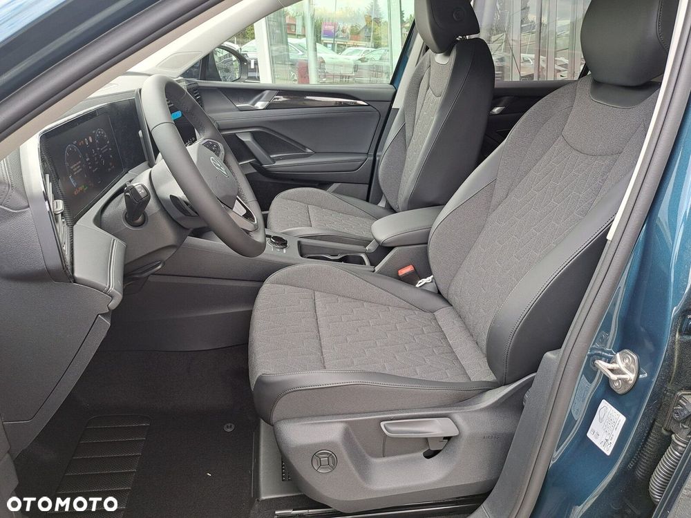 Volkswagen Tiguan - 13