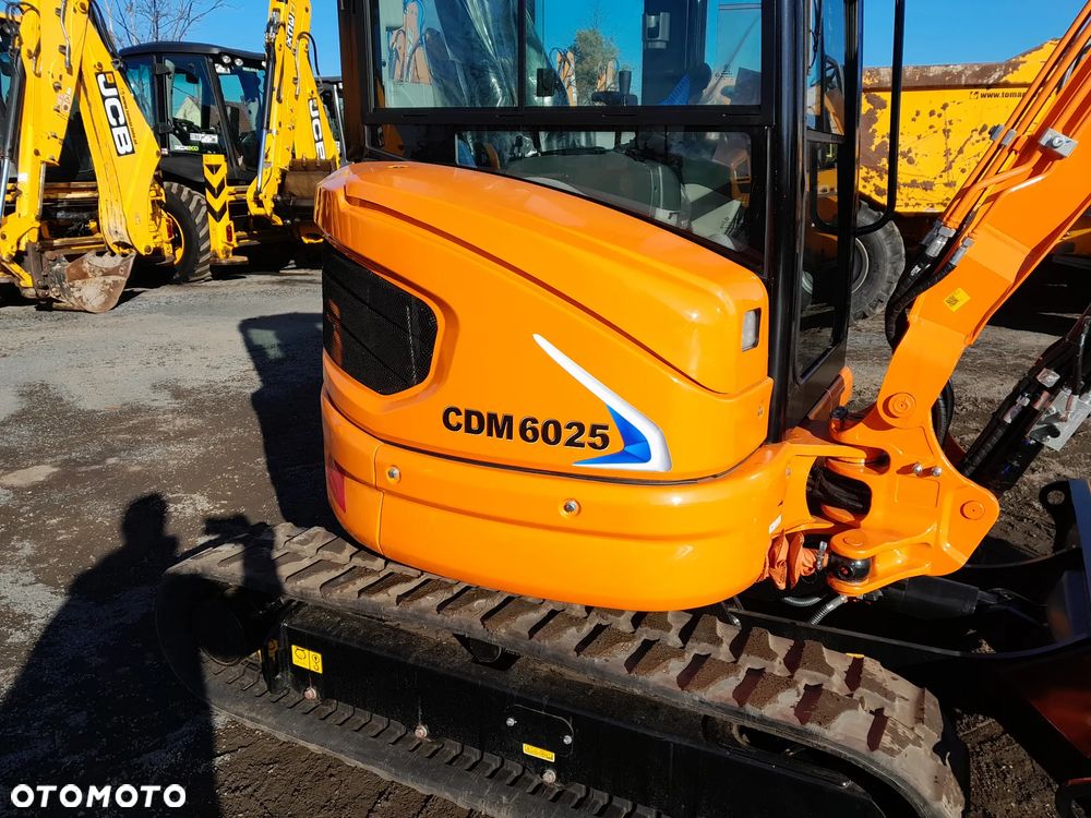 Kubota LONKING CDM6025 - 8