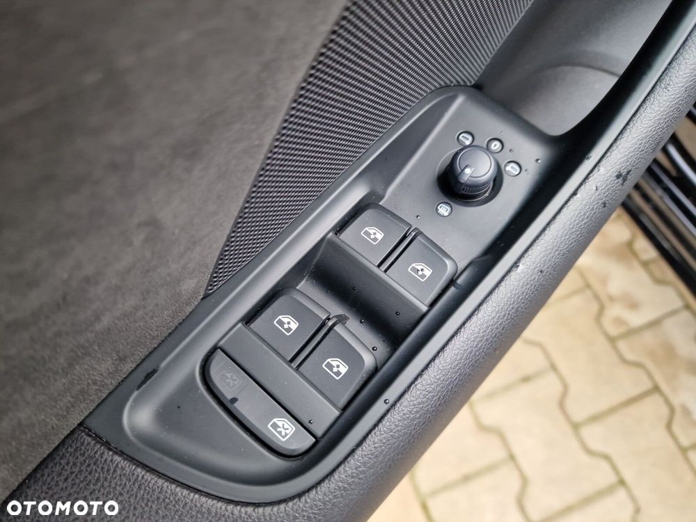 Audi A3 Sportback 35 TFSI S tronic - 25