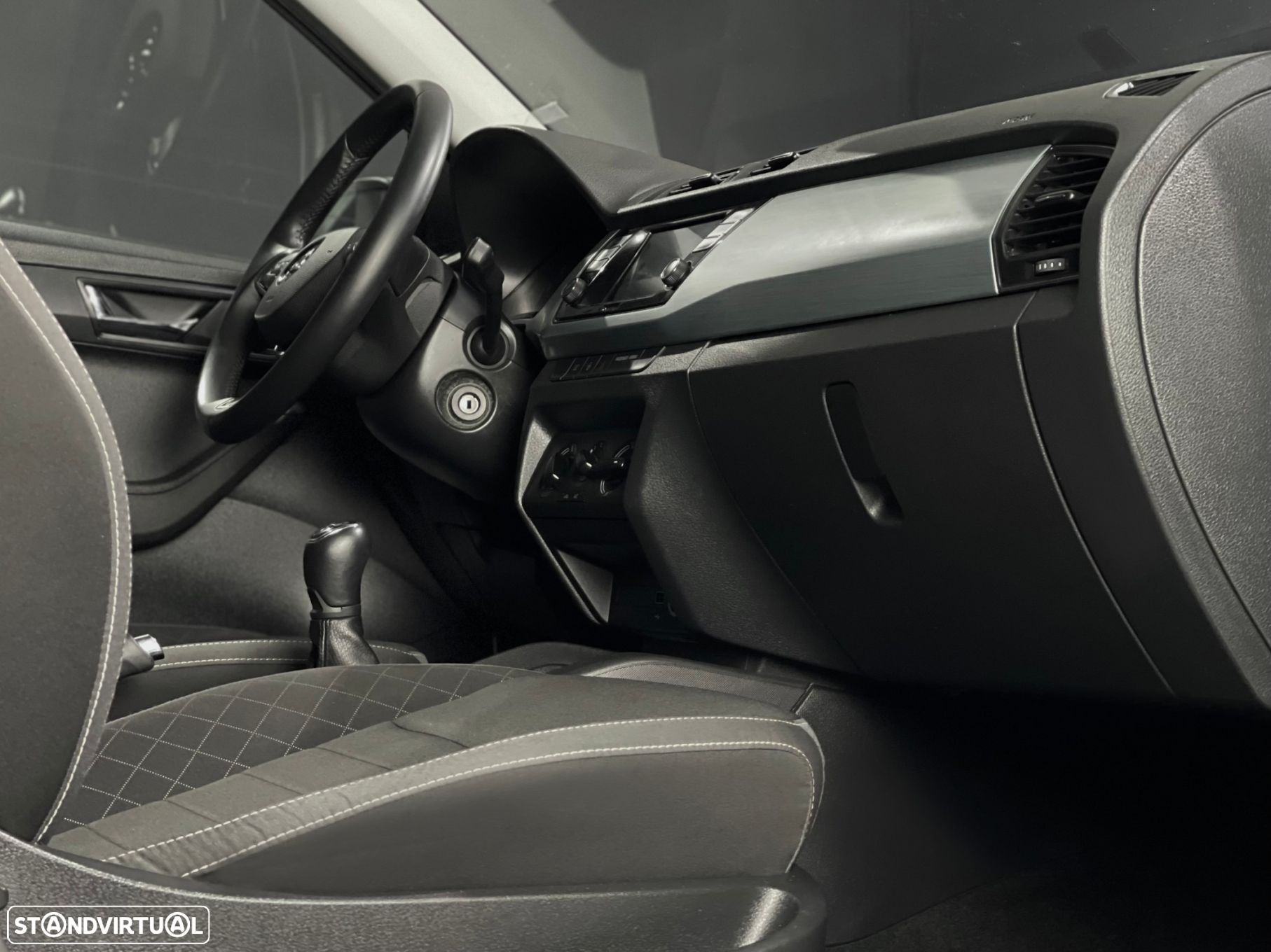 Skoda Fabia 1.0 TSI Active - 4