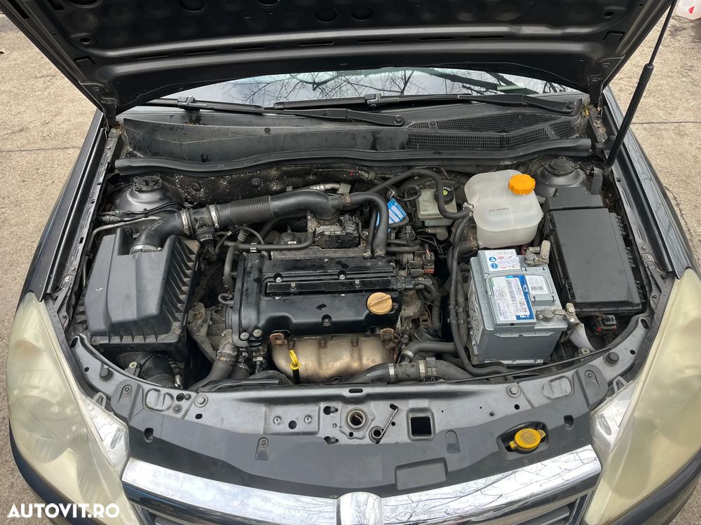 Dezmembrez Opel Astra H hatchback facelift 2008 1,4 benzina Z14XEP 66KW gri Z177 - 12