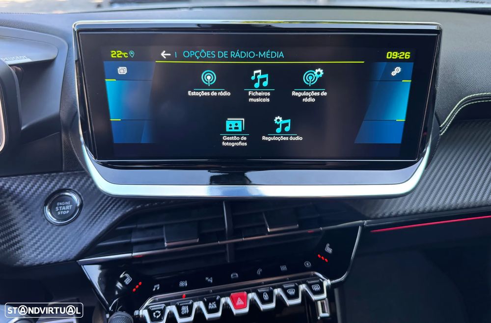 Peugeot e-2008 50 kWh GT - 26