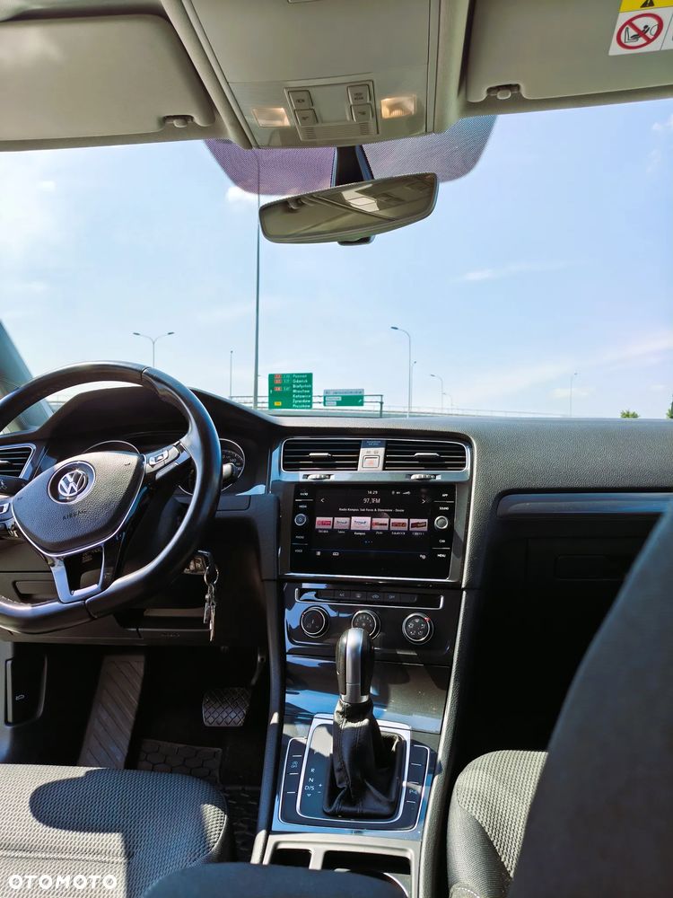 Volkswagen Golf - 19