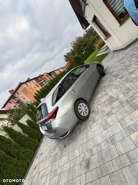 Toyota Auris 1.6 Active - 4