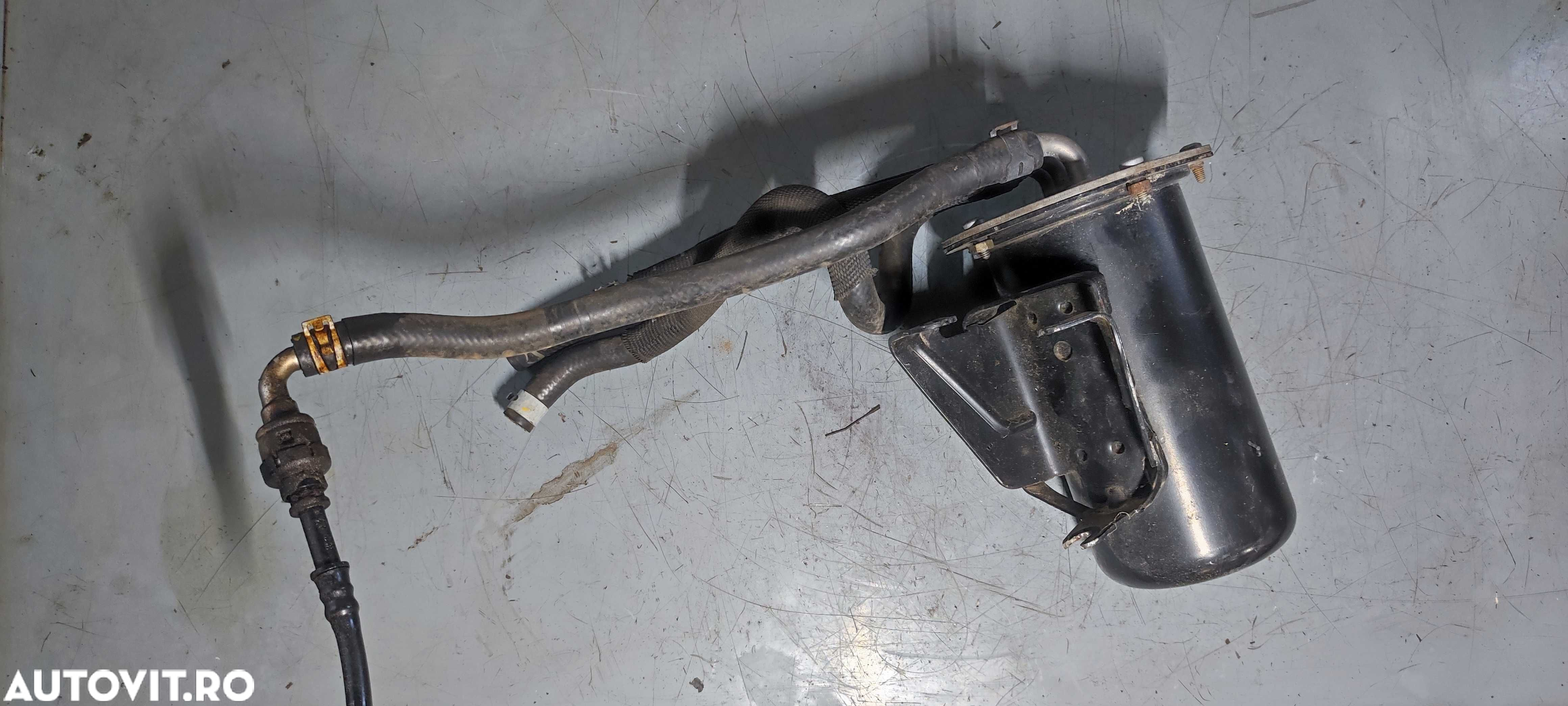 Carcasa filtru combustibil volkswagen vw touran 2  5q0127399 2.0 TDI - 2
