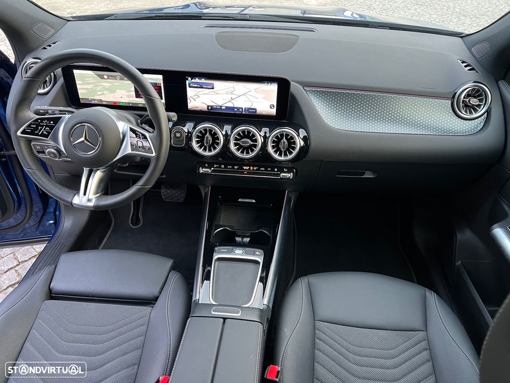 Mercedes-Benz EQA 300 4Matic - 26