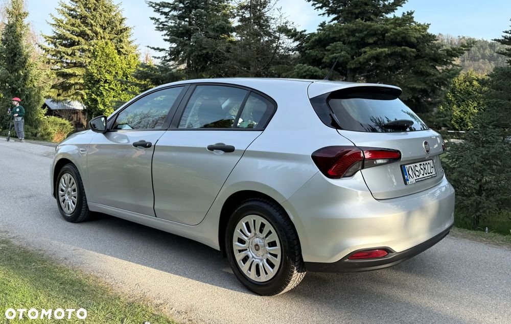 Fiat Tipo 1.4 T-Jet 16v Easy - 11